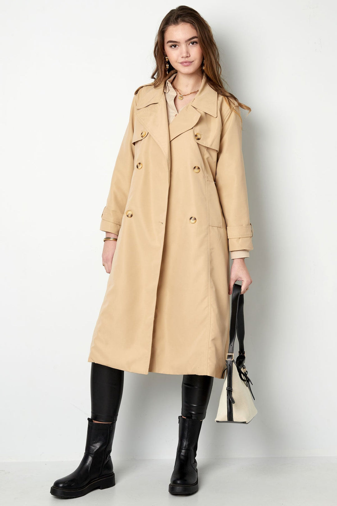 Classic Trench - do połączenia z każdą stylizacją!