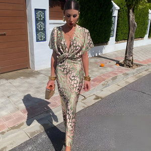 Matilda™ | Długa Sukienka z Skręconym Kołnierzem