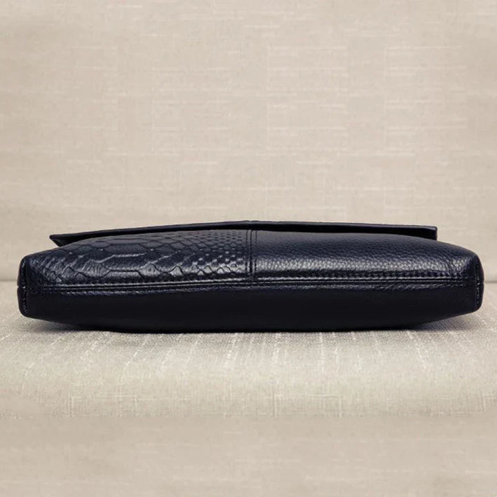 Celine™ - Elegancka czarna torebka o skórzanym wykończeniu
