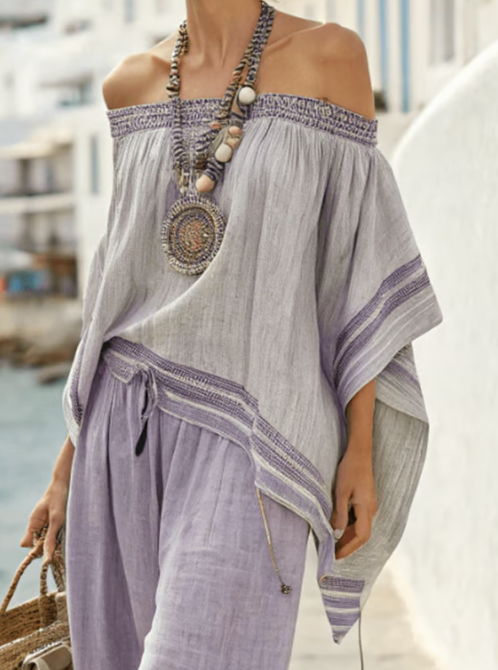 Dwuczęściowy zestaw z odkrytymi ramionami