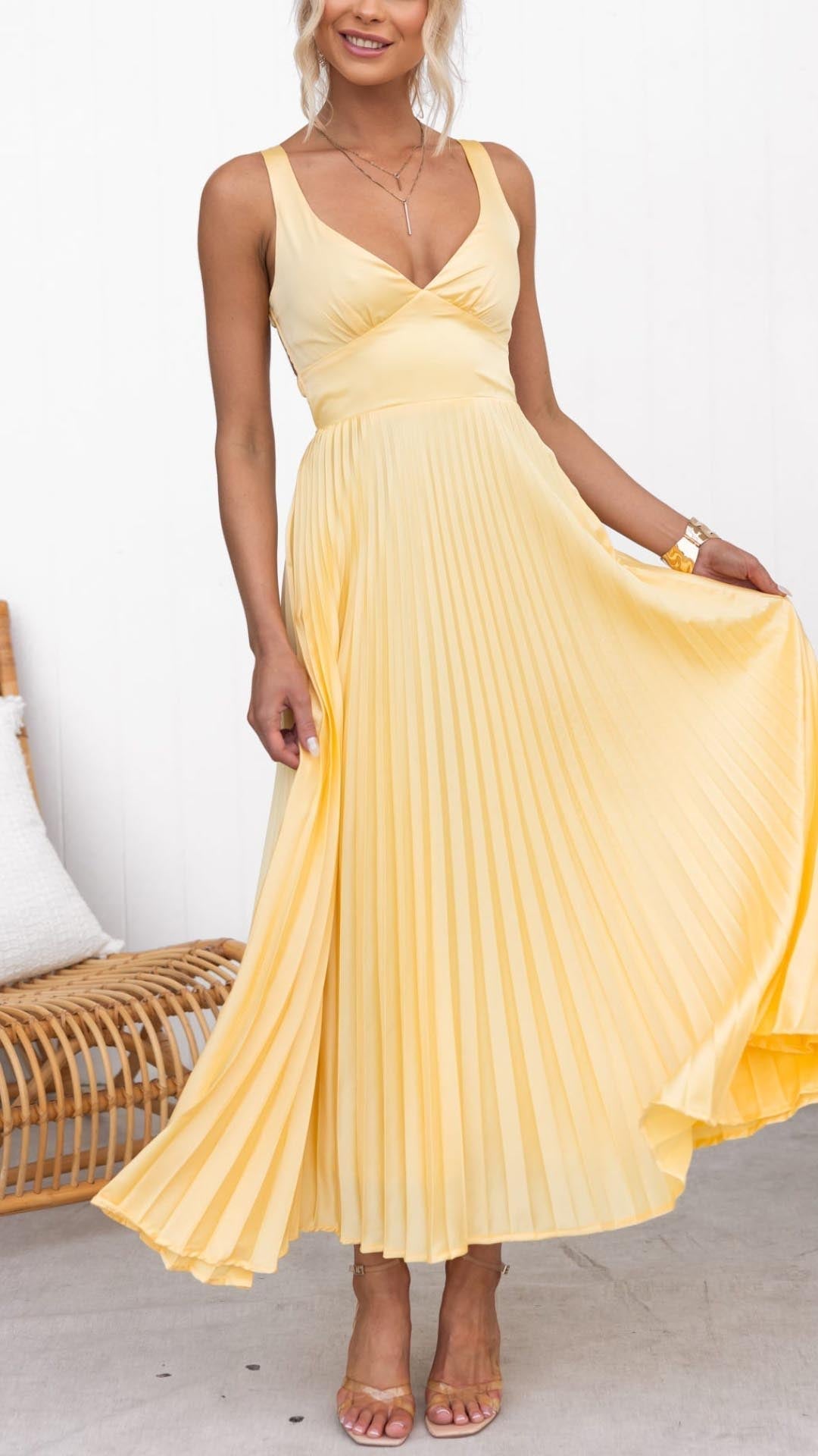 Aby - Żółta Plisowana Sukienka Maxikleid z V-dekoltem - Eliza-Warszawa